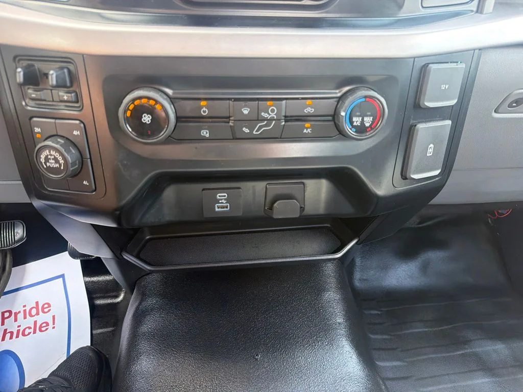 Used 2023 White Ford XL image 30
