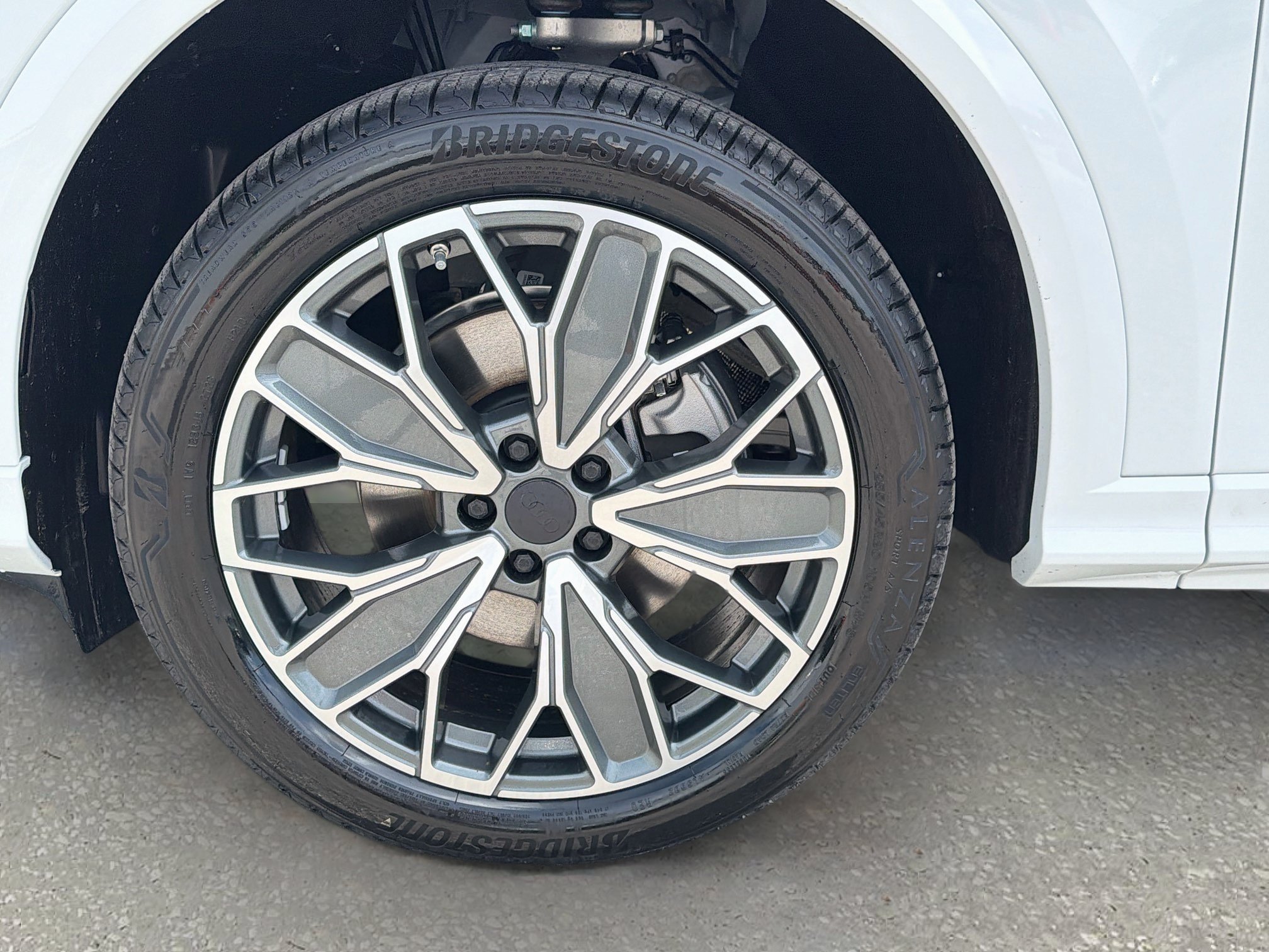 New 2026 Glacier White Metallic Audi Premium Plus image 40