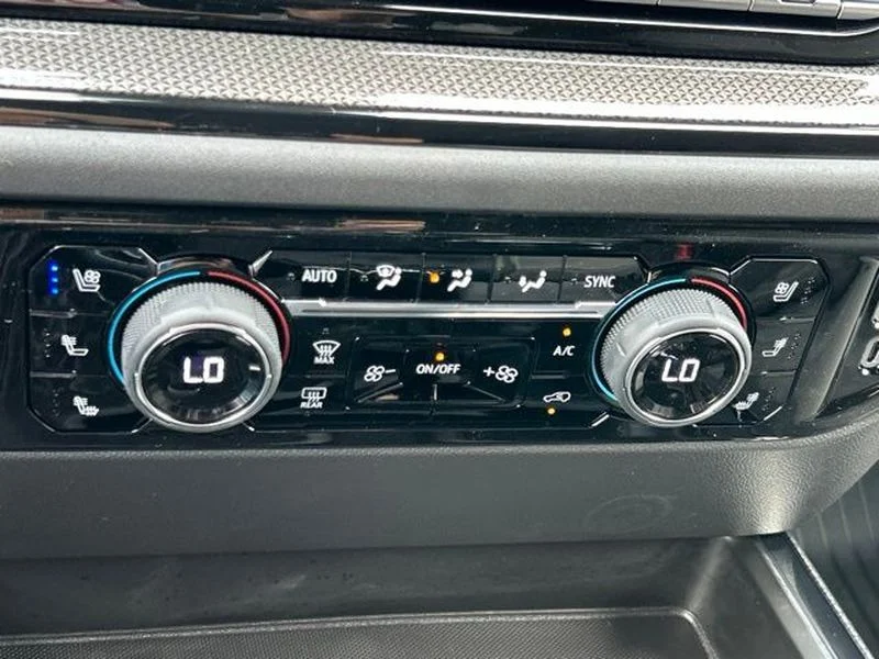 2026 Chevrolet Silverado 1500 ZR2 - Photo 25