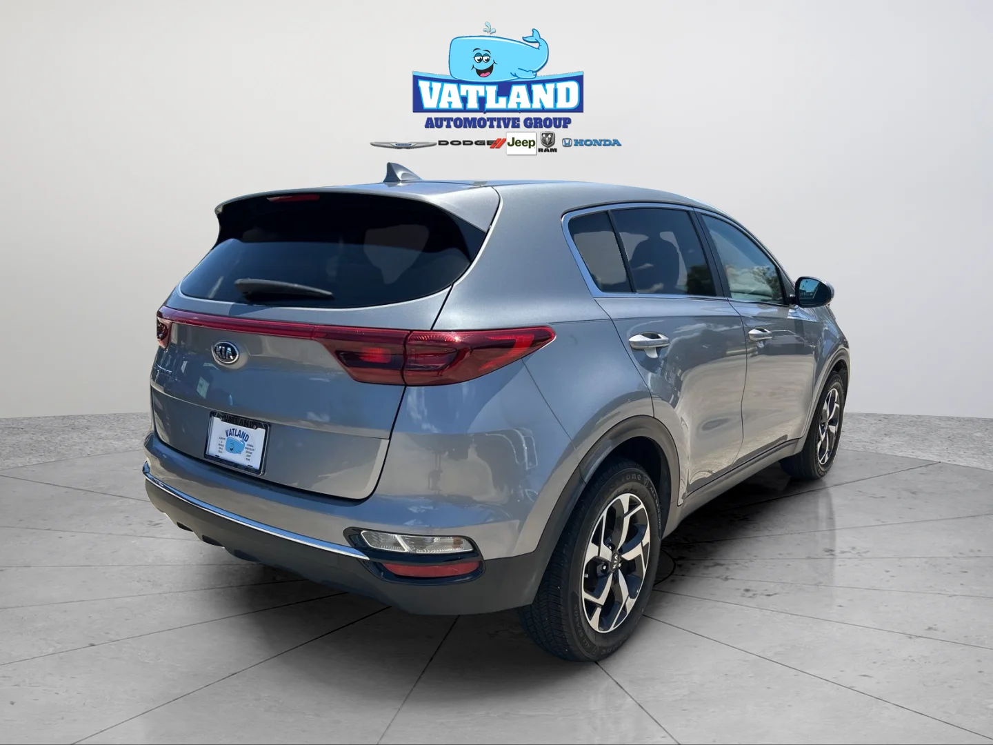 Used 2022 Steel Gray Kia LX image 6