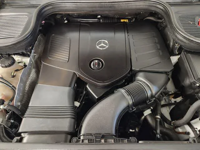 Used 2024 Polar White Mercedes-Benz GLE 350 image 33