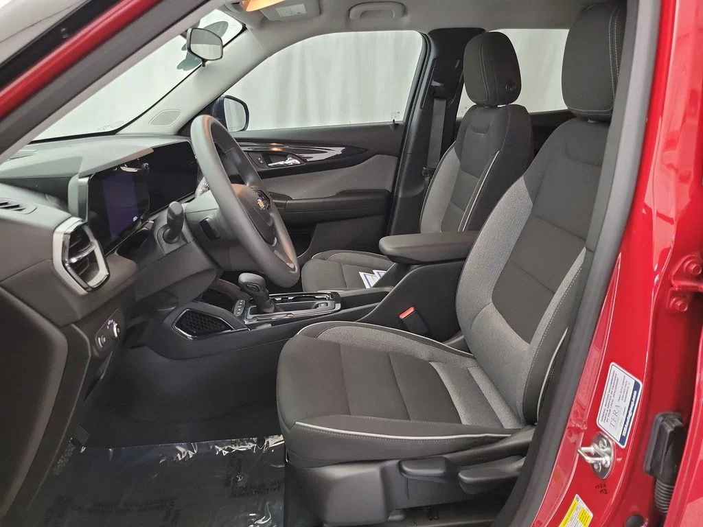 2026 Chevrolet Trailblazer LS - Photo 9