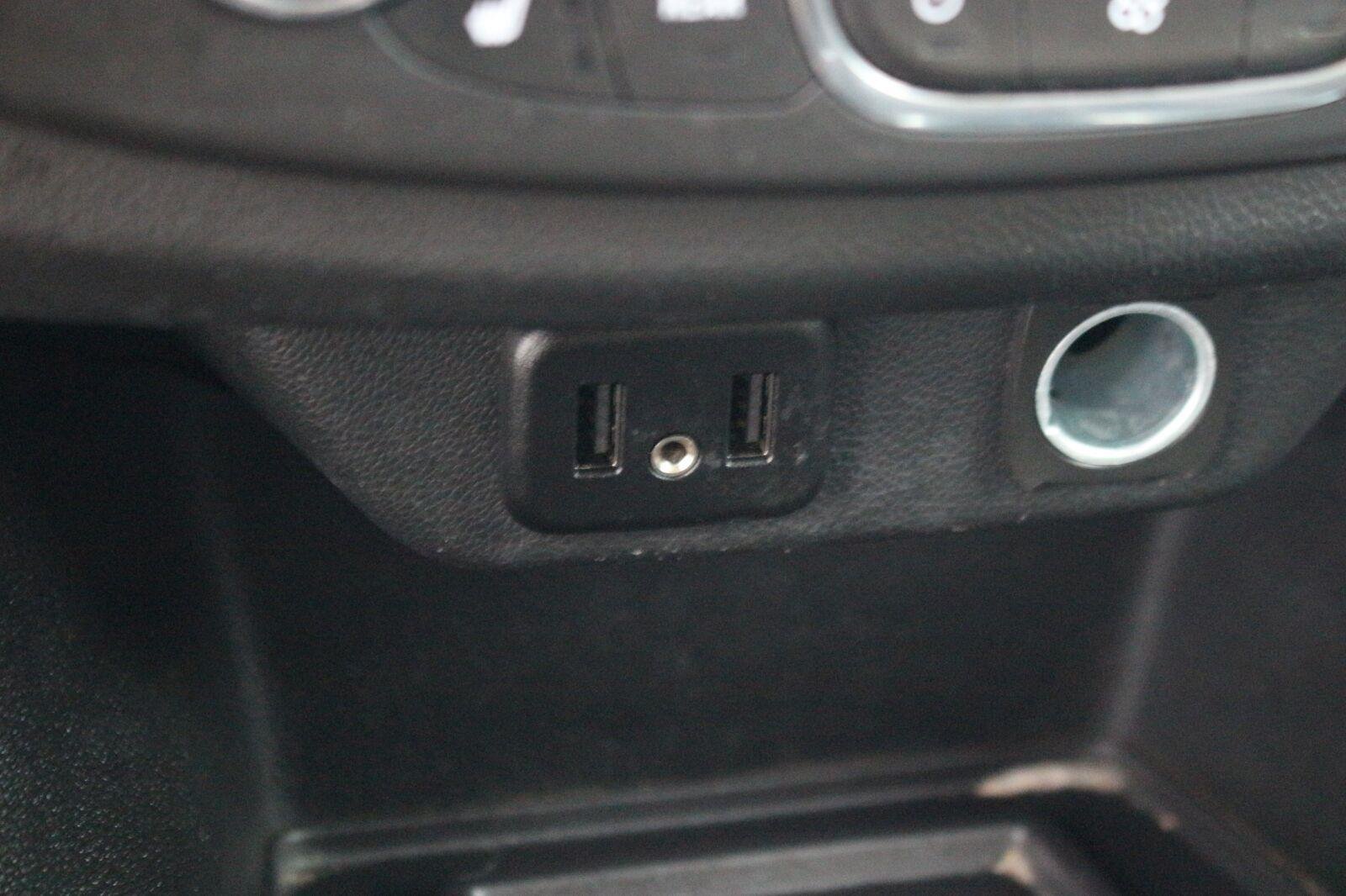 Used 2023 Mosaic Black Metallic Chevrolet LT Cloth image 29