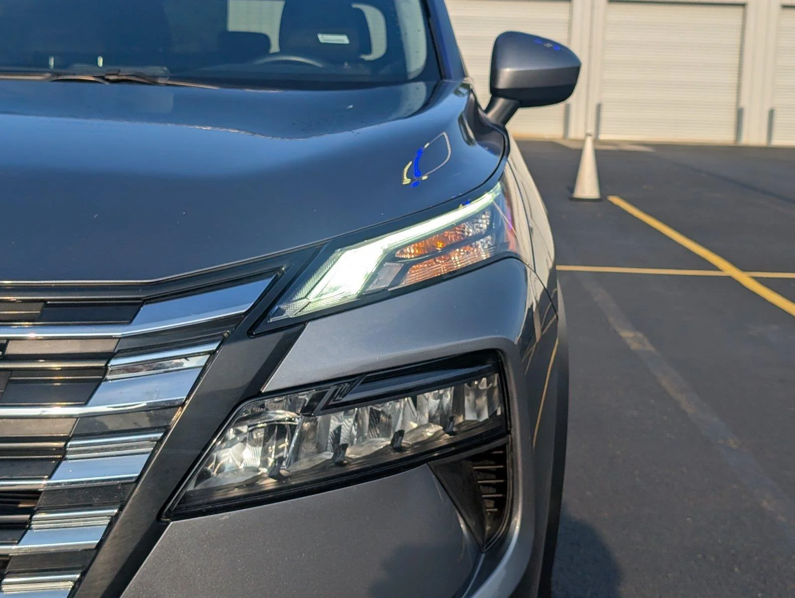 Used 2025 Gun Metallic Nissan SV image 12