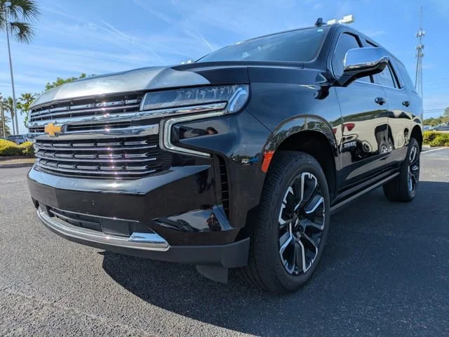 Used 2022 Black Chevrolet Premier image 9