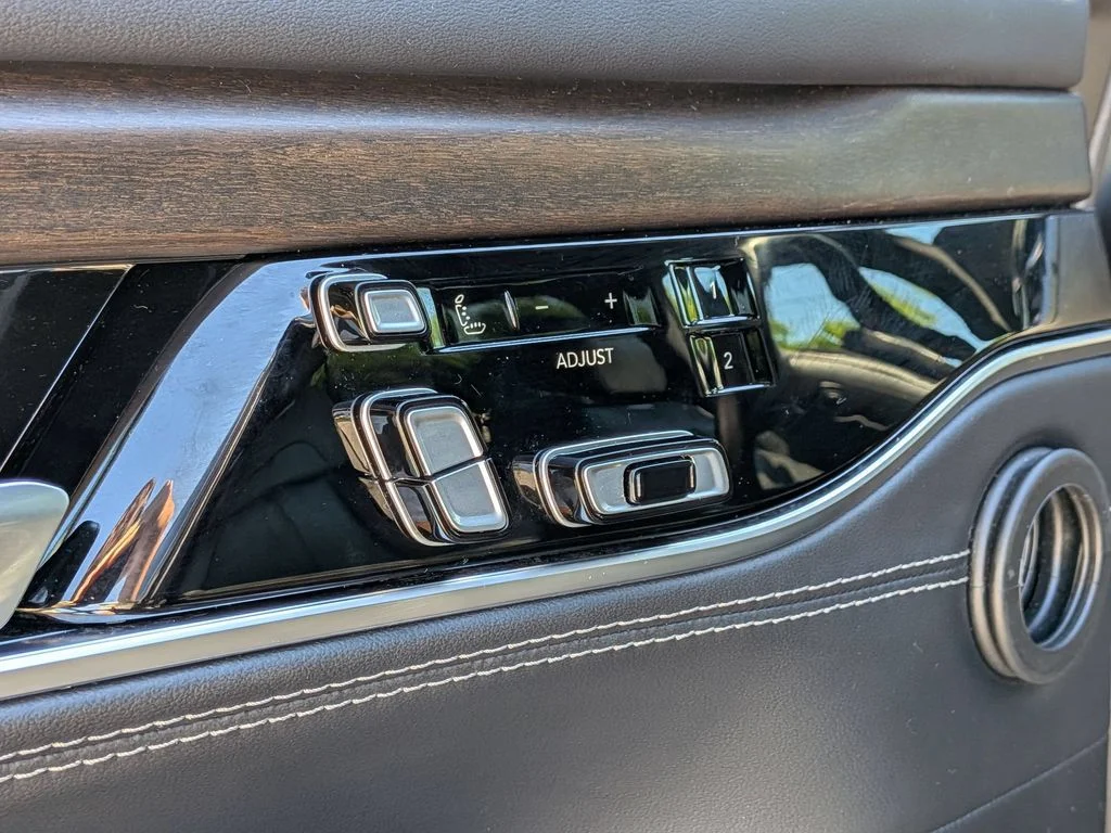 Used 2022 Gray Jeep Series I image 15