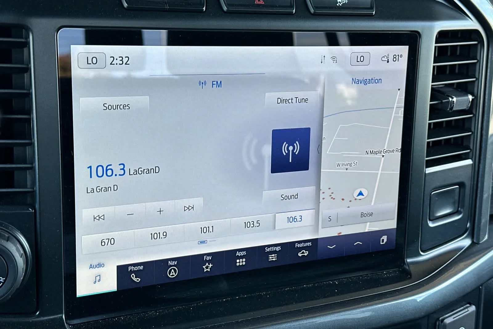 Used 2023 Oxford White Ford XLT image 17