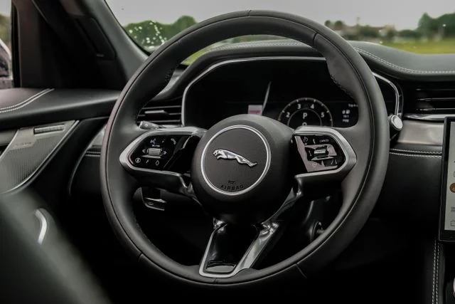 2026 Jaguar F-Pace R-Dynamic S - Photo 20