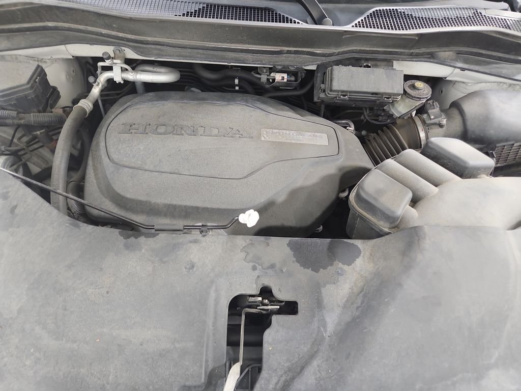 Used 2017 White Honda EX-L image 21