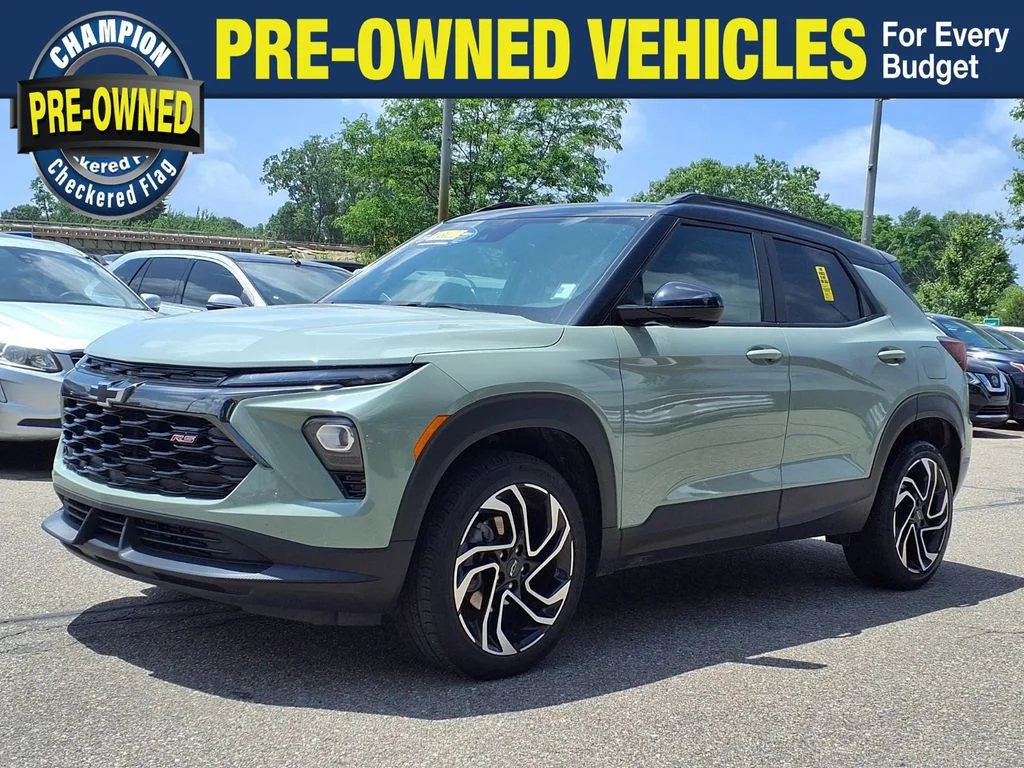 Used 2024 Green Chevrolet RS image 1