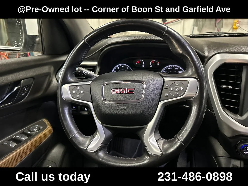 Used 2019 White GMC SLE-2 image 22