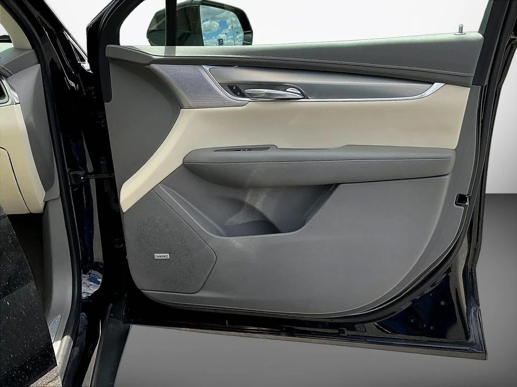 Used 2021 Black Cadillac Premium Luxury image 33