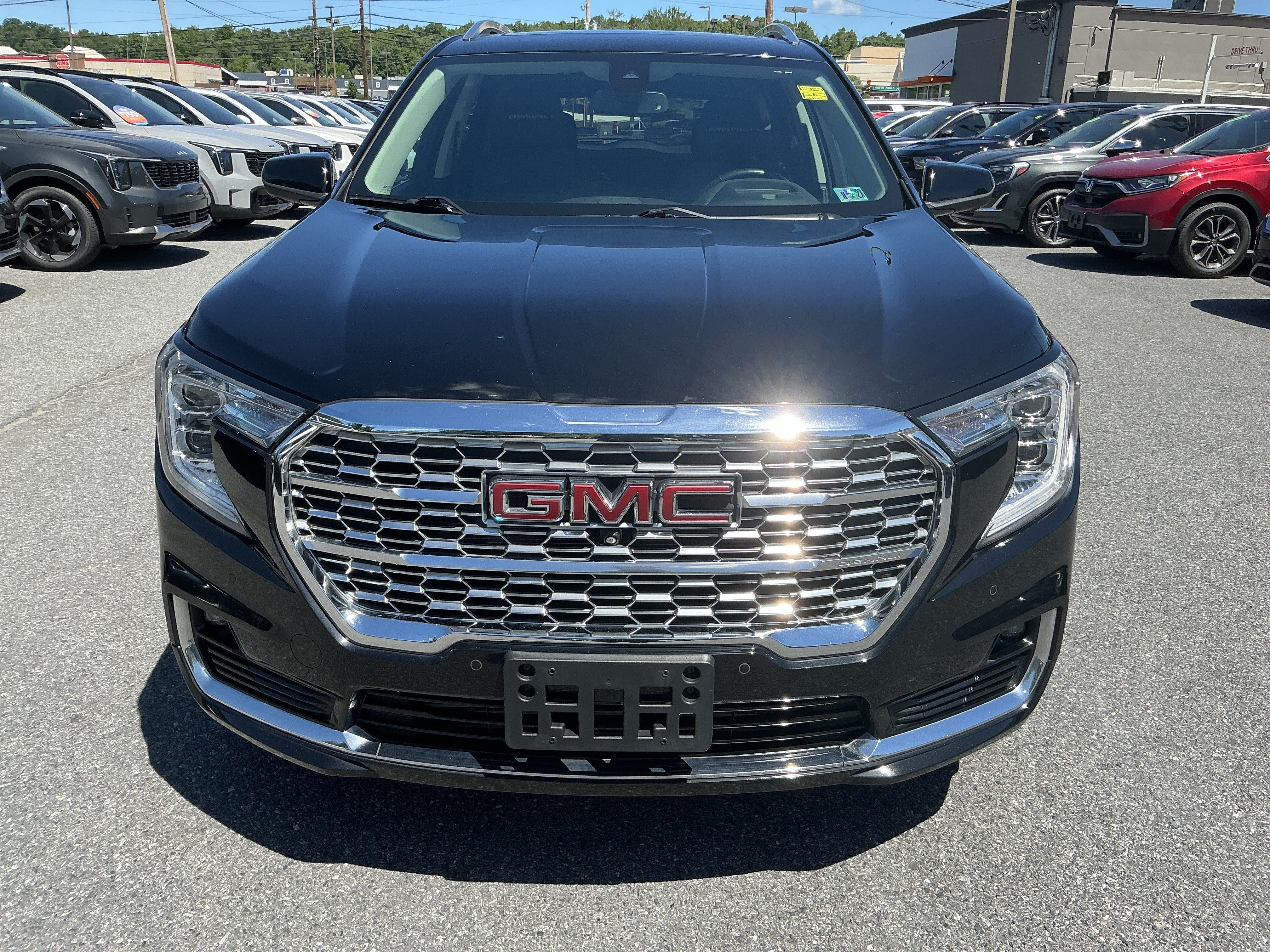 Used 2023 Ebony Twilight Metallic GMC Denali image 8