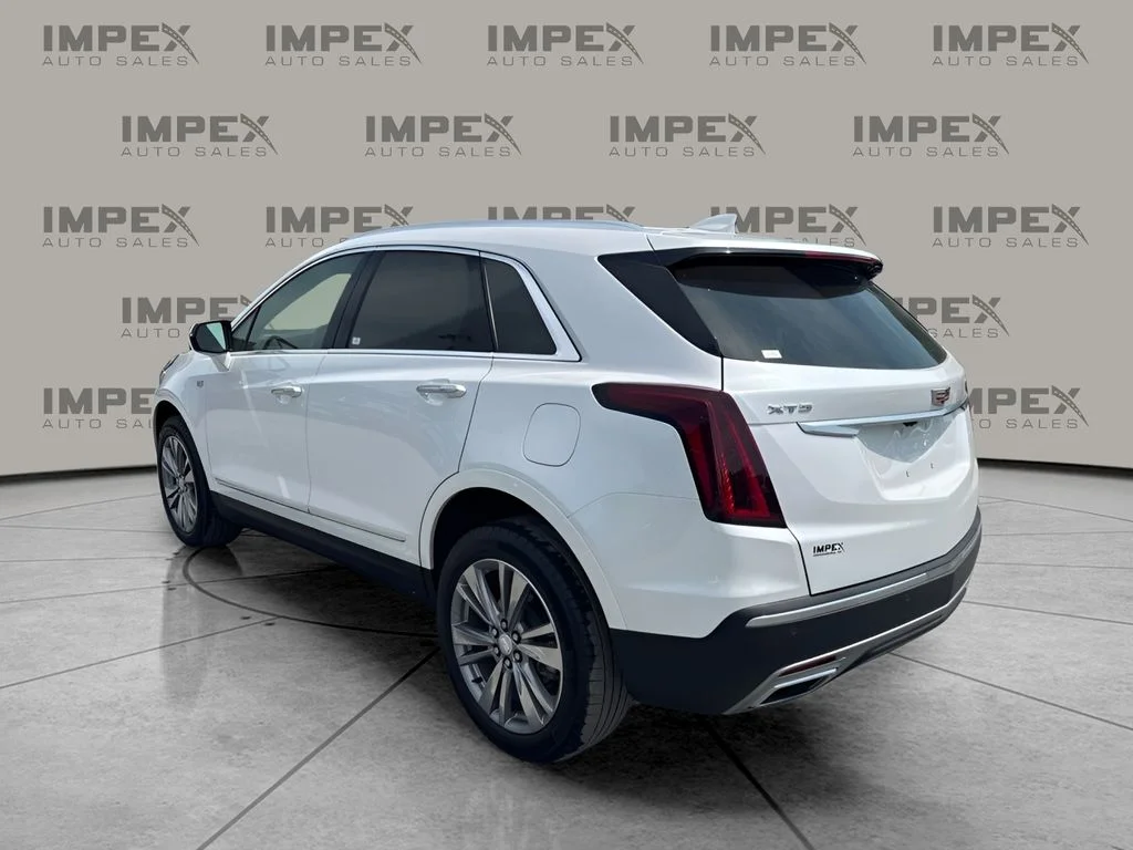 Used 2025 White Cadillac Premium Luxury image 3