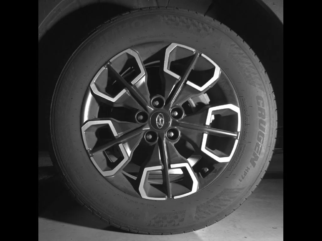 Used 2023 Gray Hyundai SEL Premium image 15