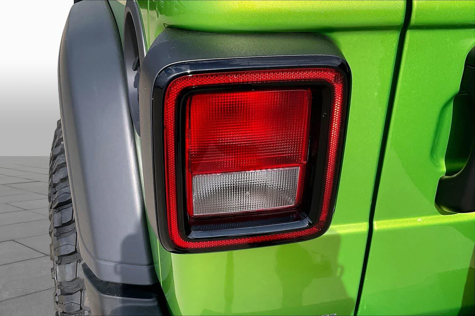 New 2026 Mojito Clear-Coat Exterior Paint Jeep Sport image 14