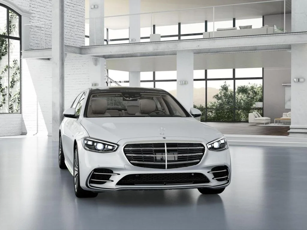 Used 2025 White Mercedes-Benz S 580e image 8