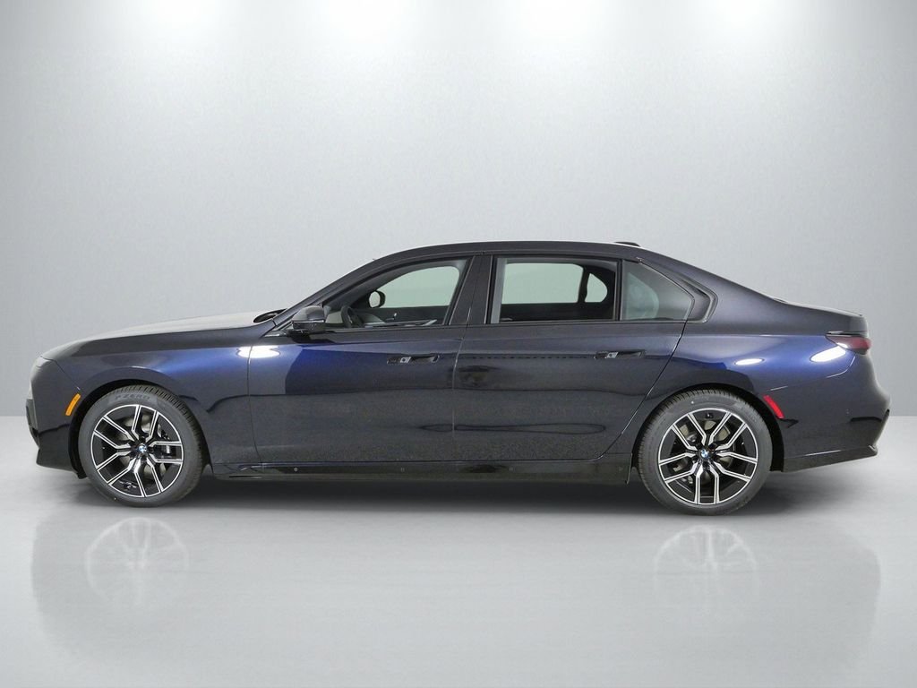 New 2026 Carbon Black Metallic BMW xDrive60 image 15