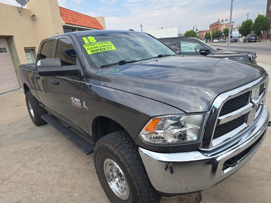 Used 2018 Grey Ram Tradesman image 3