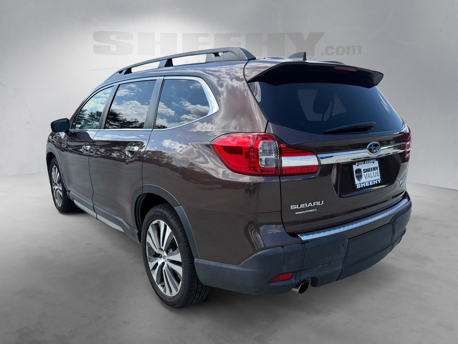 Used 2019 Brown Subaru Touring image 15