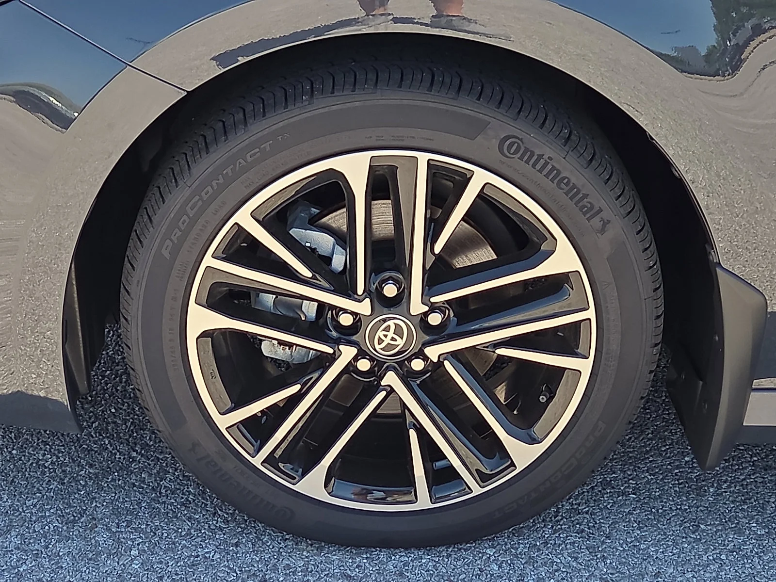 2026 Toyota Camry XLE - Photo 5