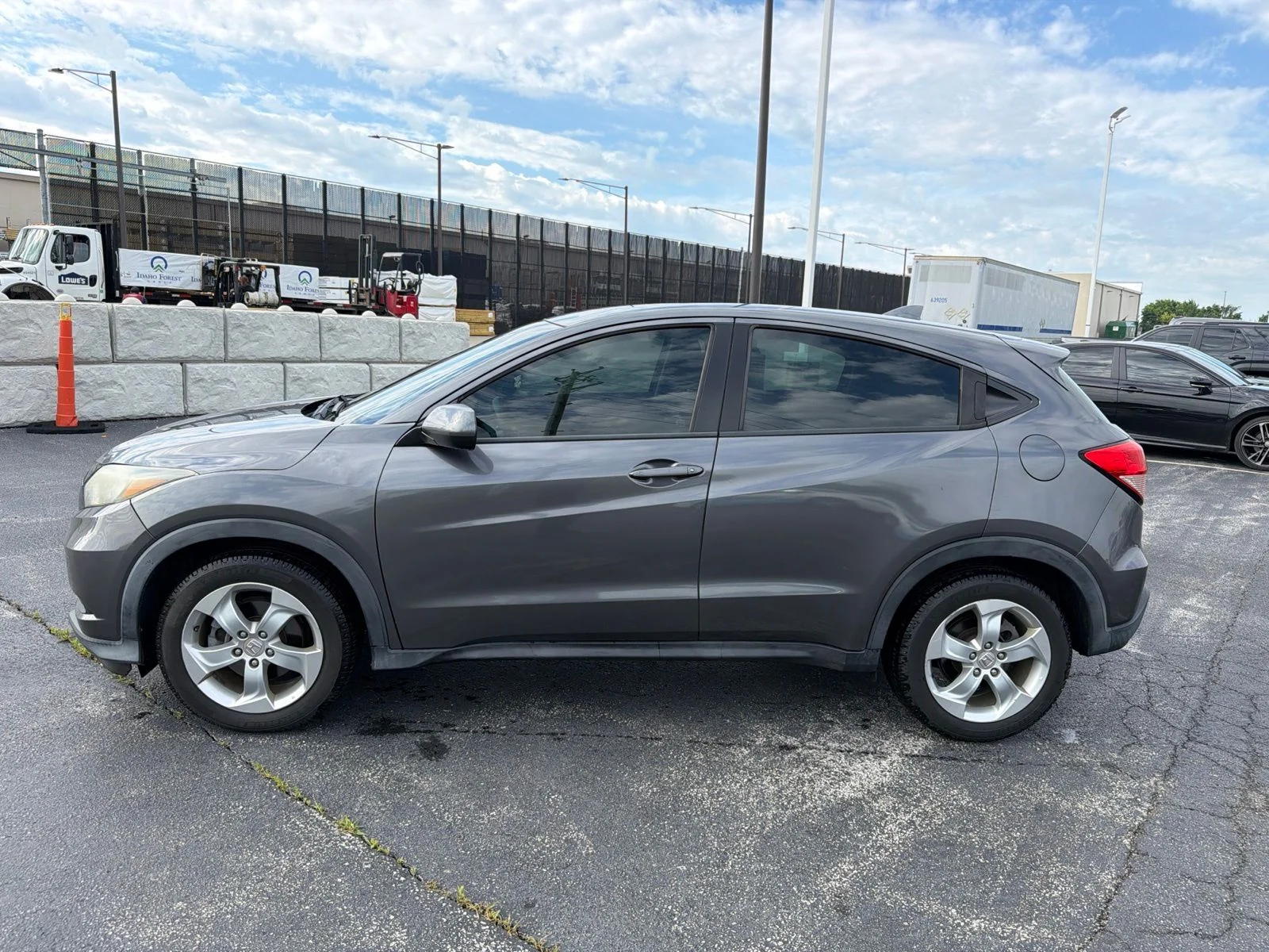 Used 2016 Modern Steel Metallic Honda LX image 3