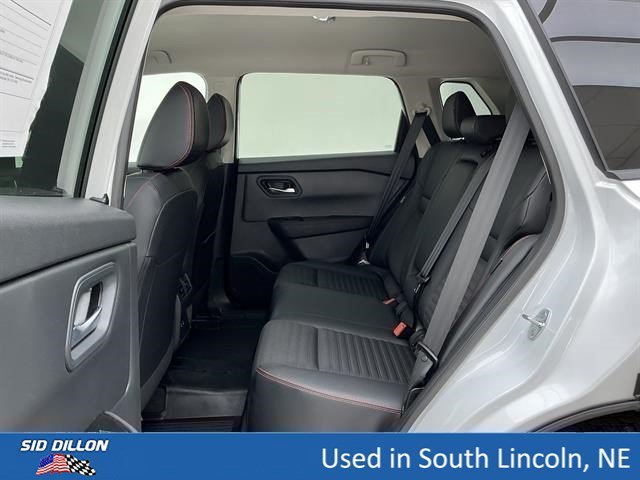 Used 2026 Everest White Pearl Tricoat Nissan Rock Creek image 19