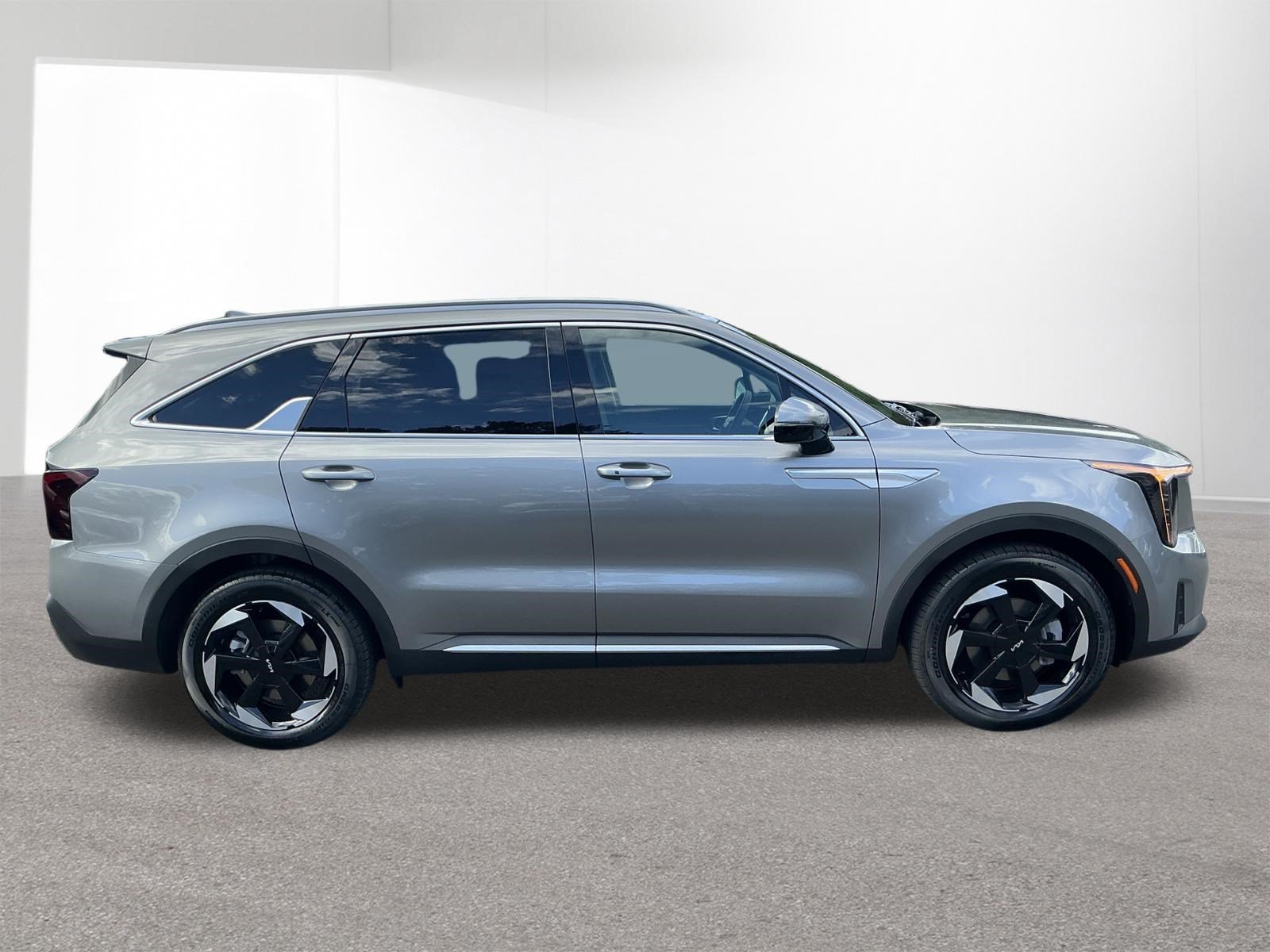 New 2026 Steel Gray Kia EX image 2
