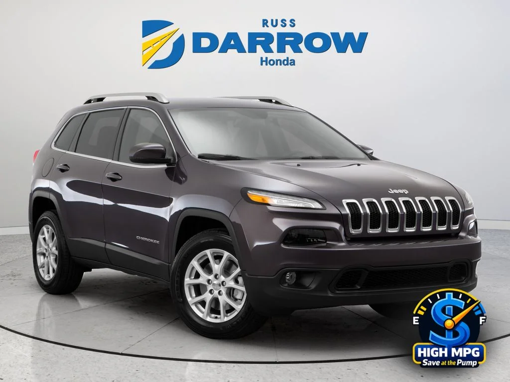 Used 2016 Black Jeep Latitude image 10
