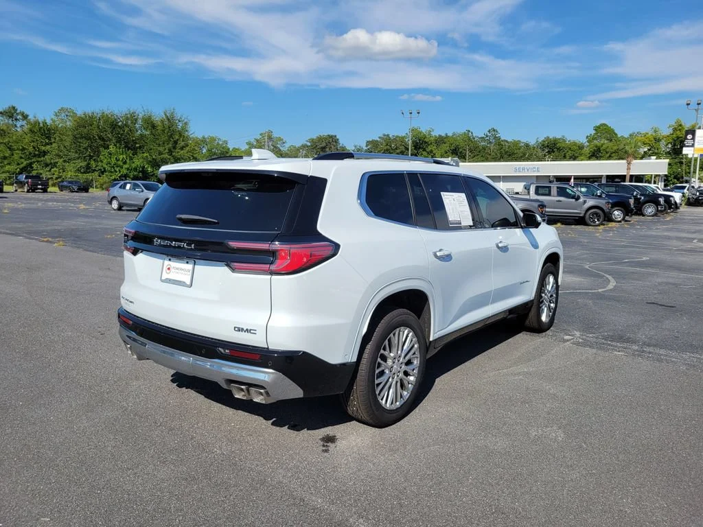 Used 2026 Glacier White Tricoat GMC Denali image 5