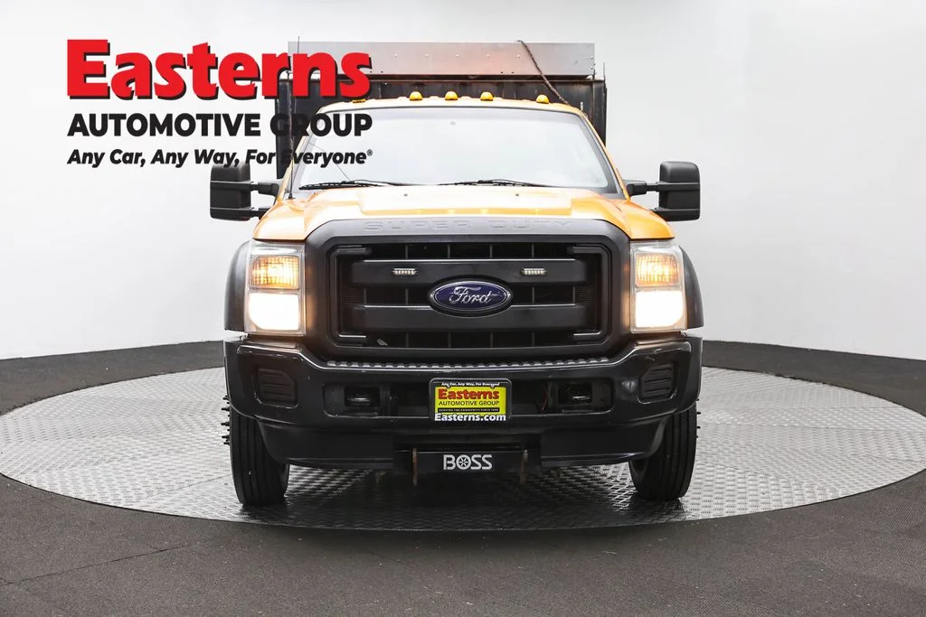 Used 2016 White Ford XL image 2