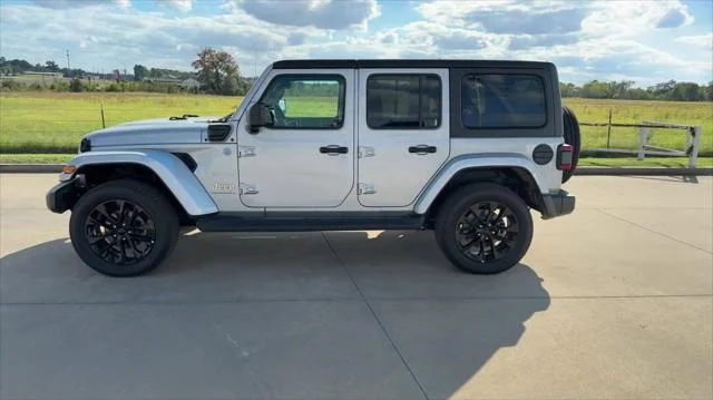 New 2023 Silver Zynith Clear-Coat Exterior Paint Jeep Sahara 4xe image 5