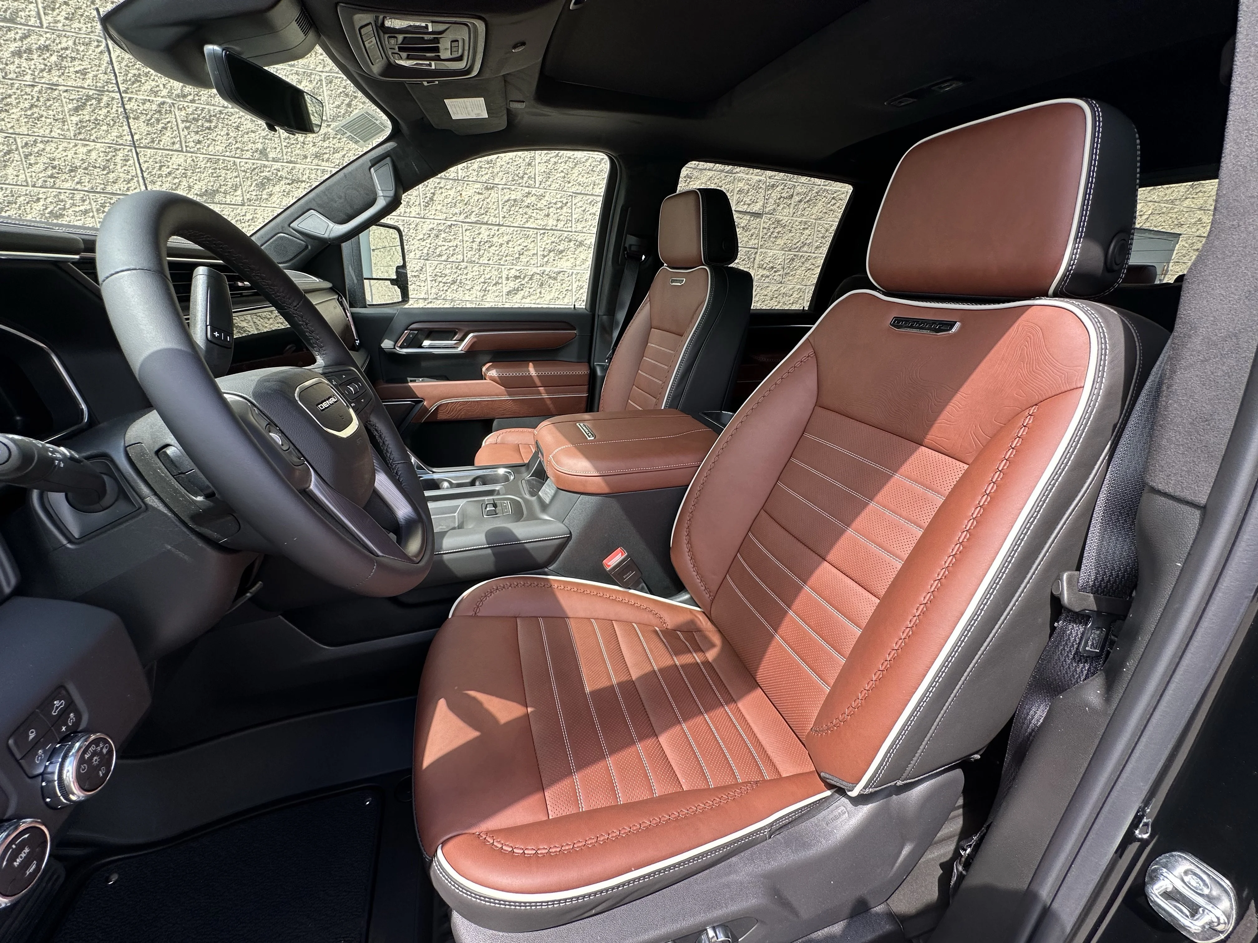 New 2026 Onyx Black GMC Denali Ultimate image 10