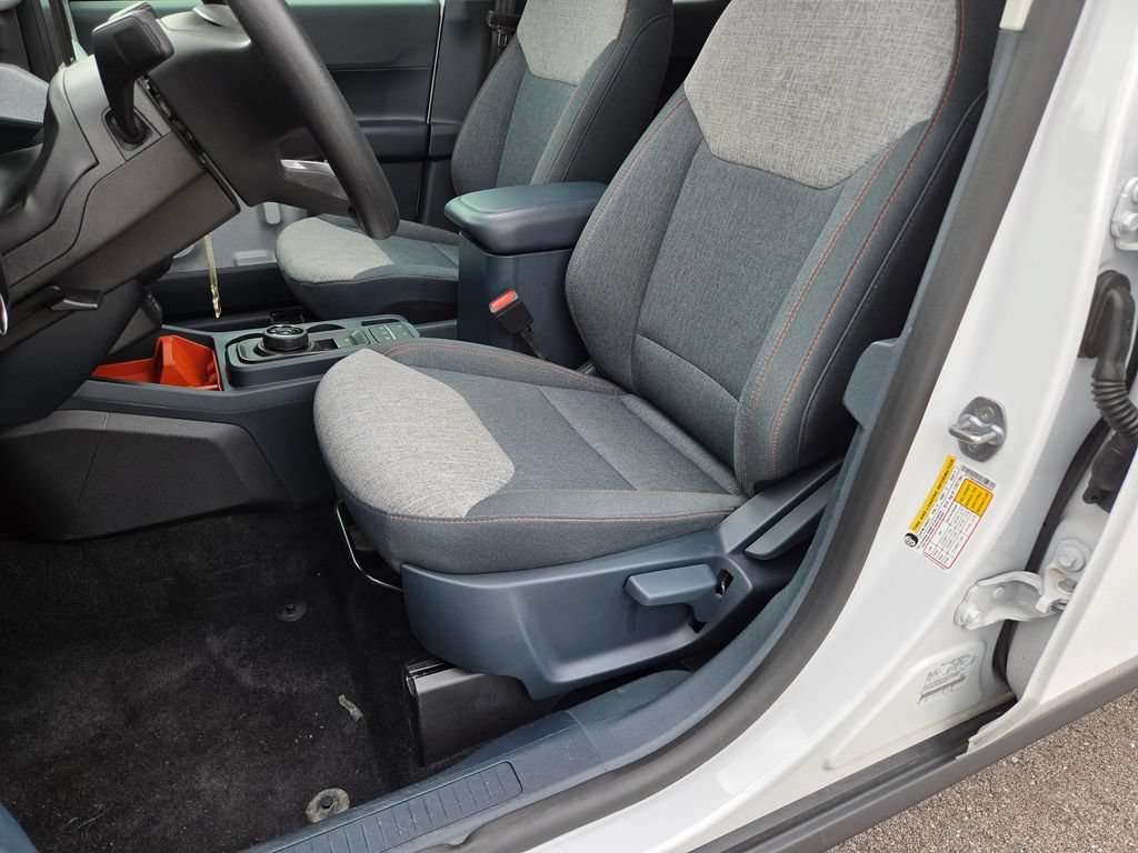Used 2024 Oxford White Ford XLT image 6