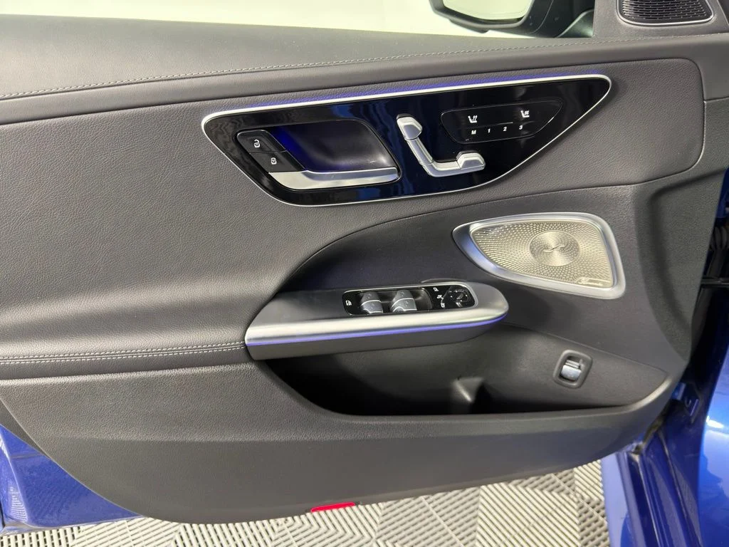 Certified Used 2025 Blue Mercedes-Benz C 300 image 11