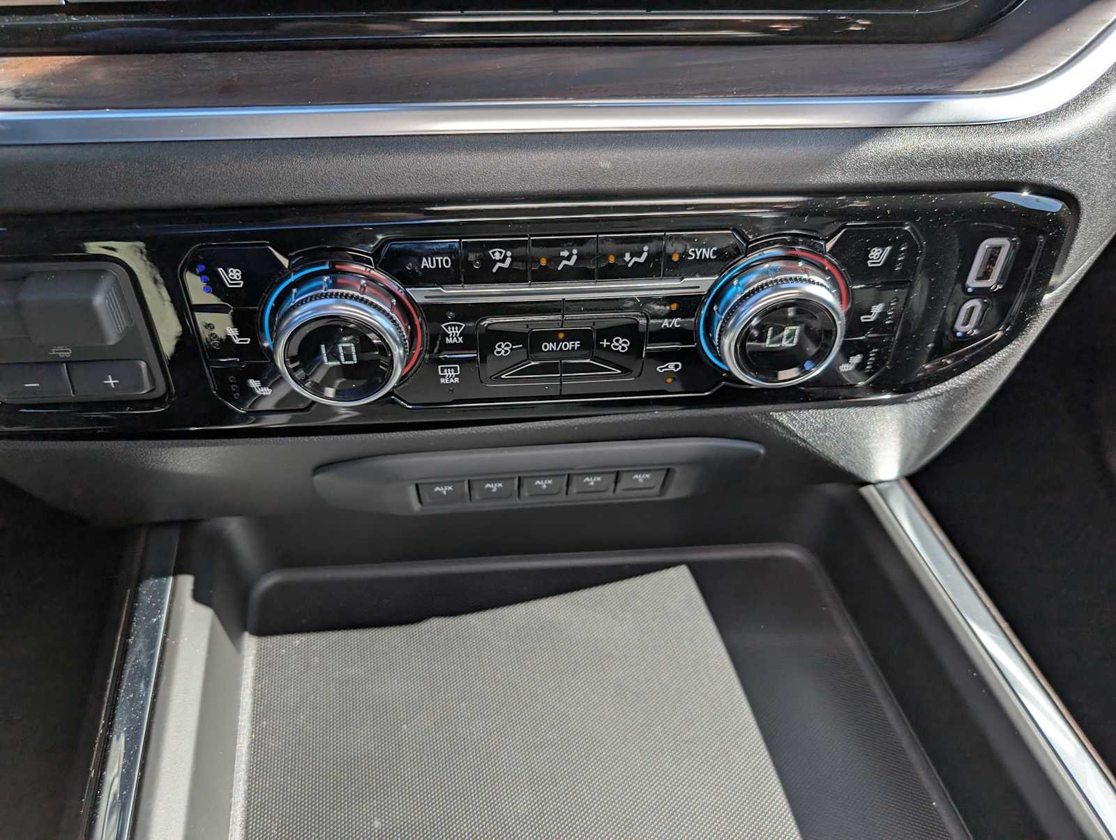 2026 GMC Sierra 2500HD SLT - Photo 28