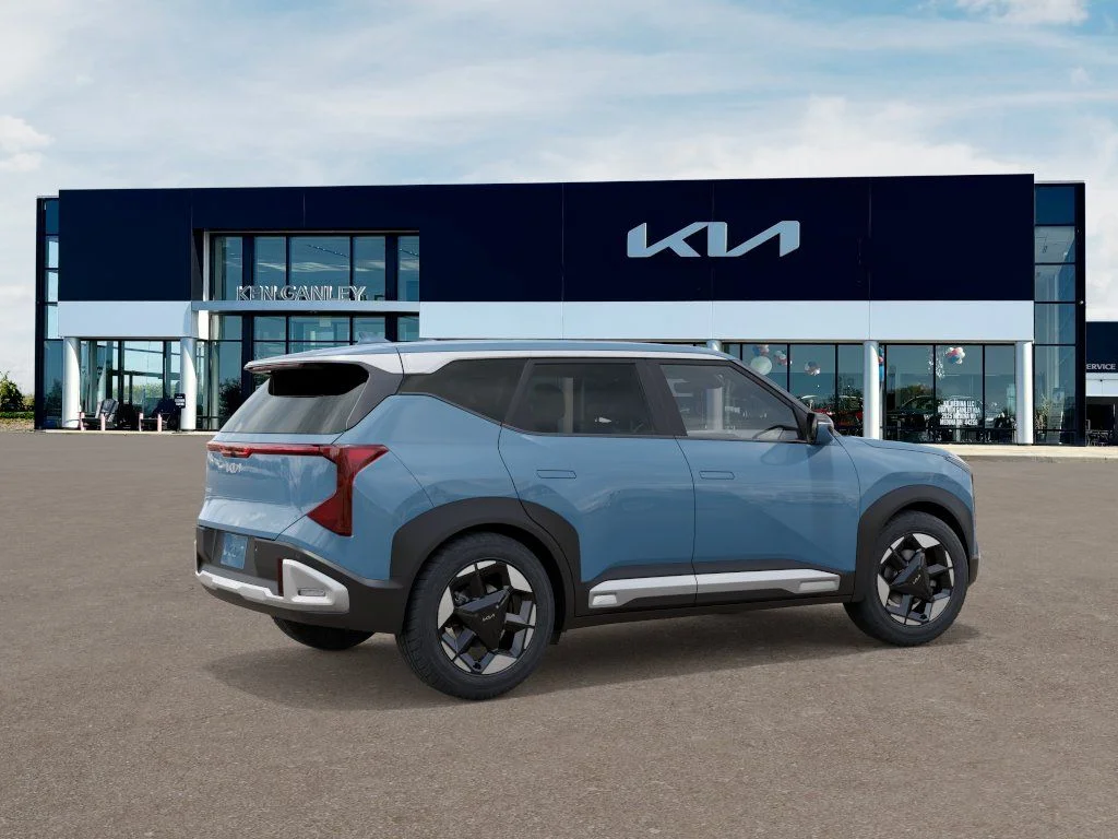 New 2027 Frost Blue Kia EX image 6