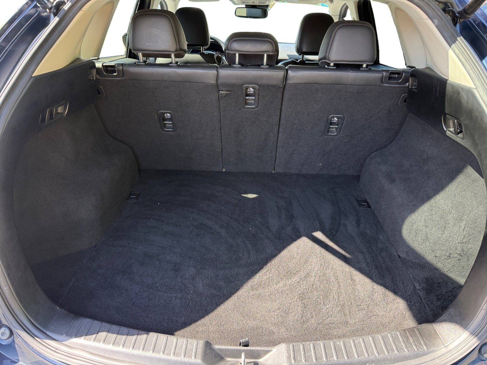 Used 2019 Crystal Blue Mazda Grand Touring image 17