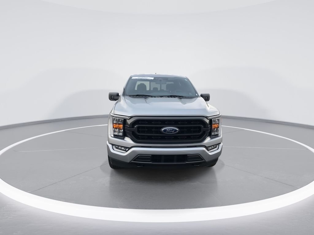 Used 2023 Silver Ford XLT image 3