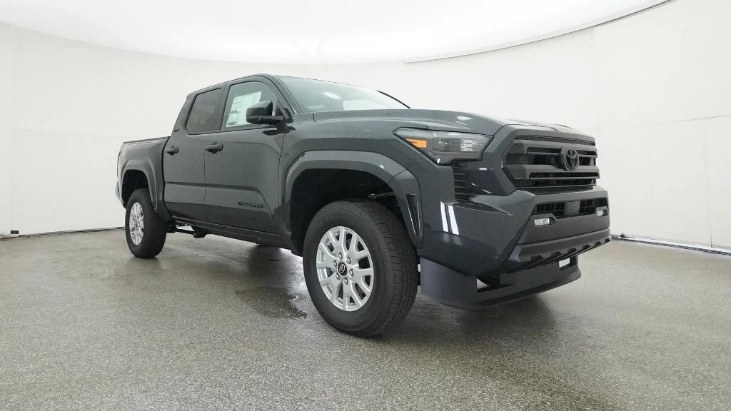 2025 Toyota Tacoma SR5 - Photo 37