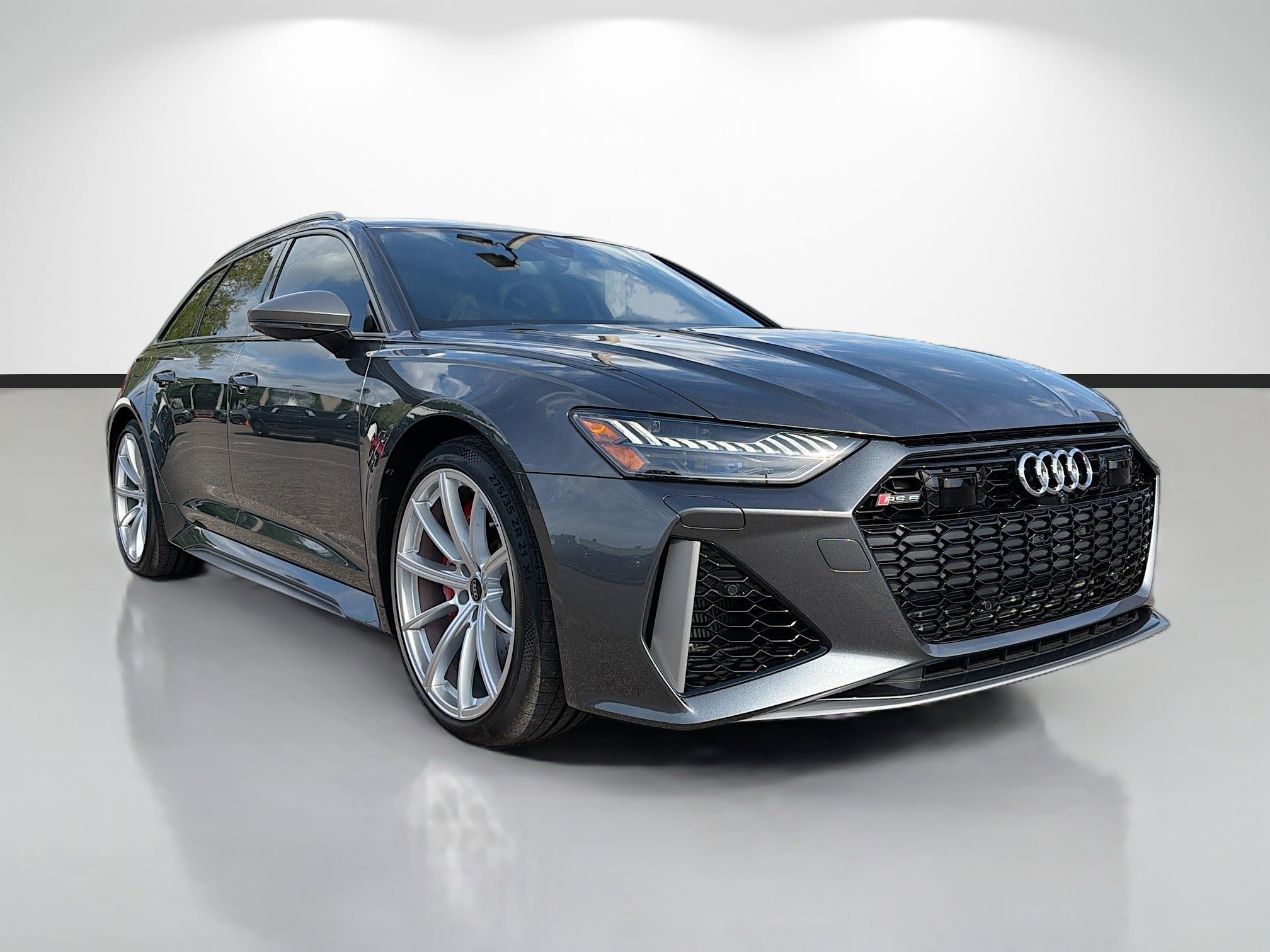 2026 Audi RS 6 Avant Performance's photo
