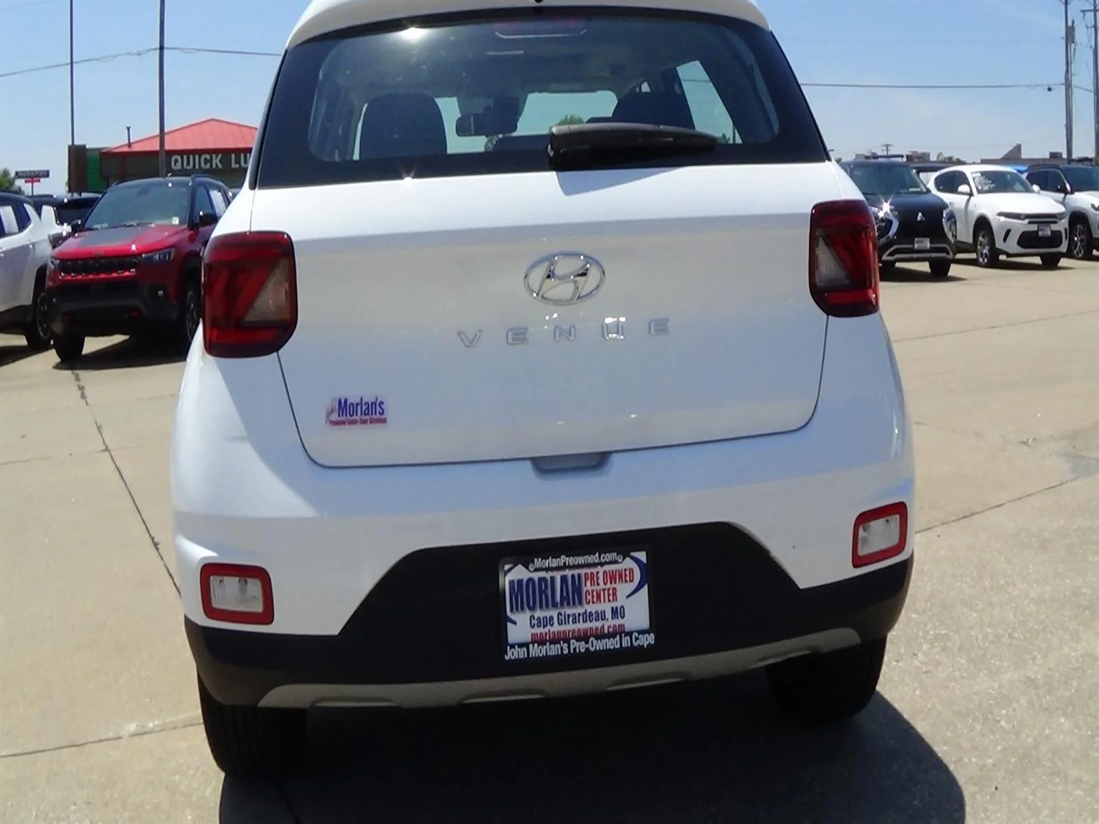 Used 2025 Lunar White (saw) Hyundai SEL image 7