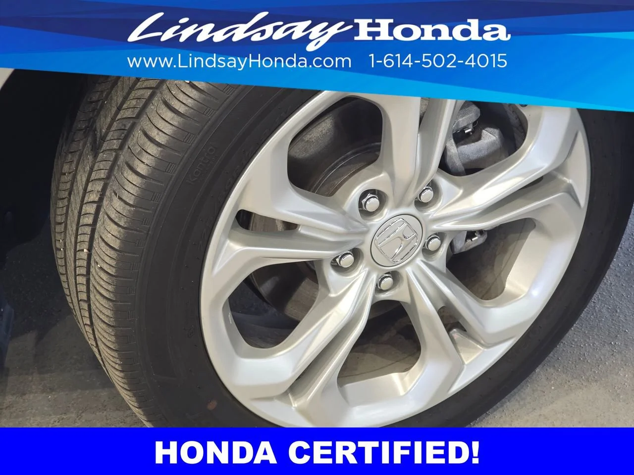 Certified Used 2023 Lunar Silver Metallic Honda LX image 50