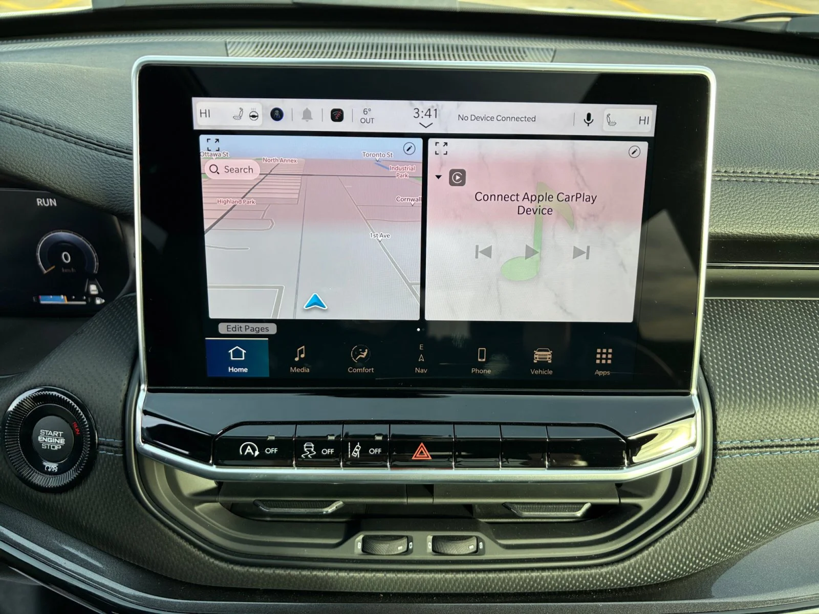 New 2026 Bright White Jeep North Altitude* 4x4, Pano Sunroof, Heated Seats, Wireless Charging Pad image 21