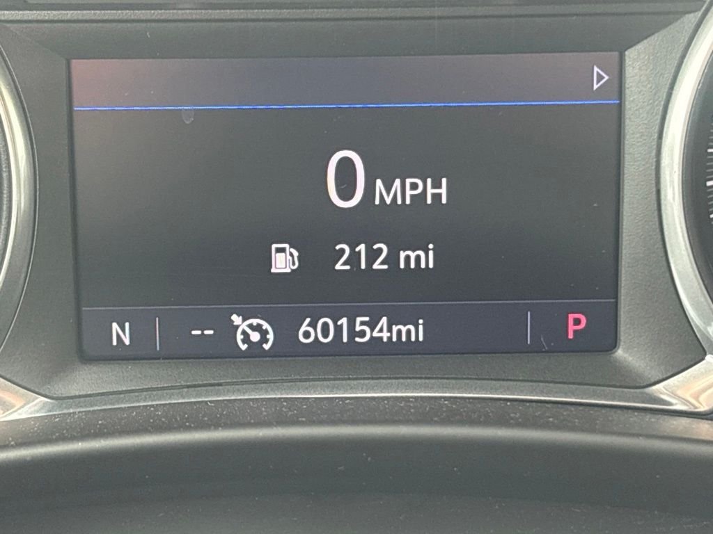Used 2020 Midnight Blue Metallic Chevrolet Premier image 19
