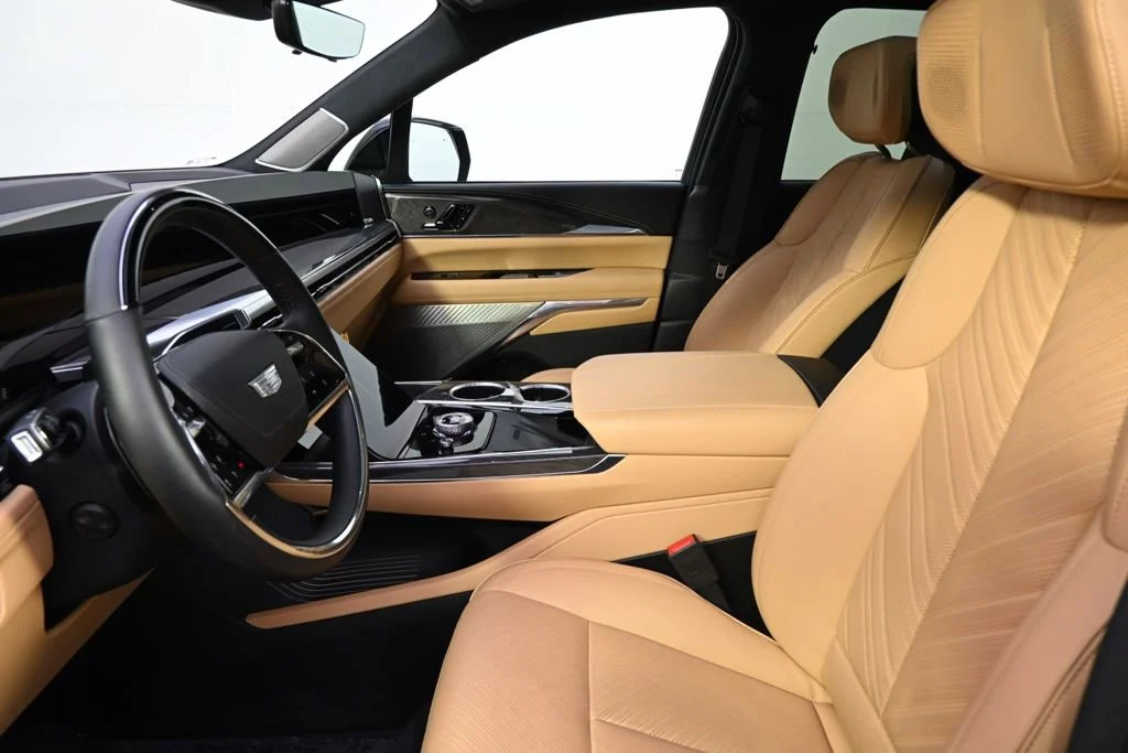 2025 Cadillac Escalade IQ Luxury 2 - Photo 13