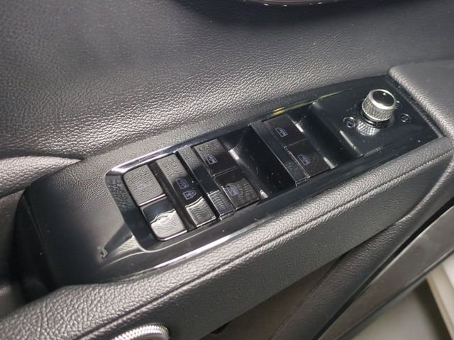 Used 2023 Bianco Maserati GT image 11