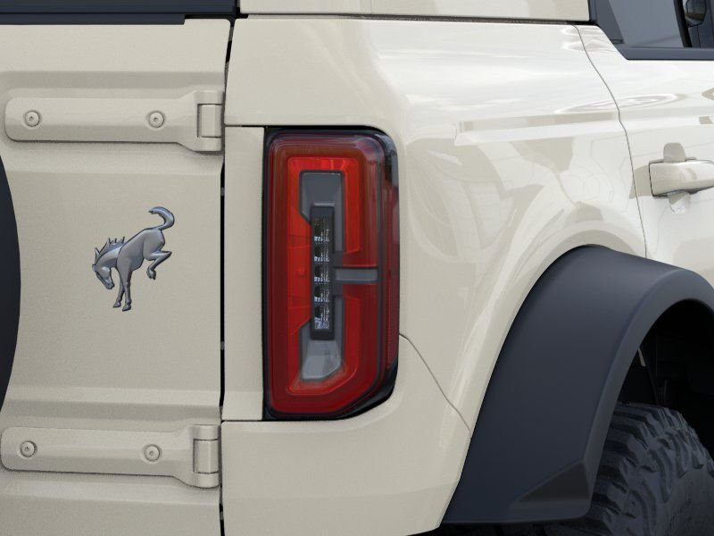 New 2026 Wimbledon White Ford Outer Banks® image 23