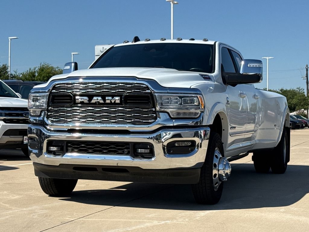 Used 2024 White Ram Limited image 3
