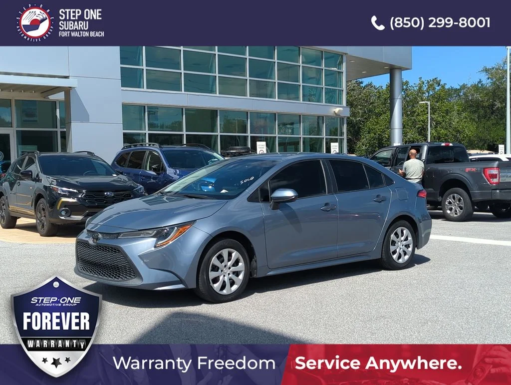 Used 2022  Toyota LE image 2